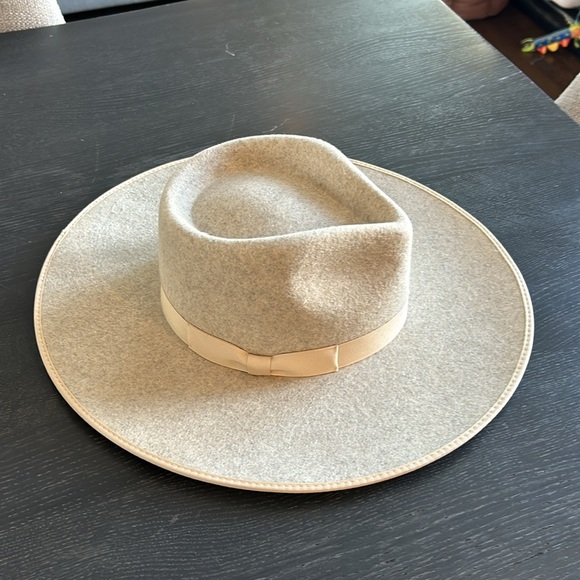 Lack of Color Carlo Wool Rancher in Speckled Grey/Cream - Picture 5 of 10